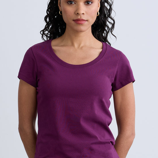 womens organic cotton scoop neck tee - plum purple - fair indigo fair trade ethically made